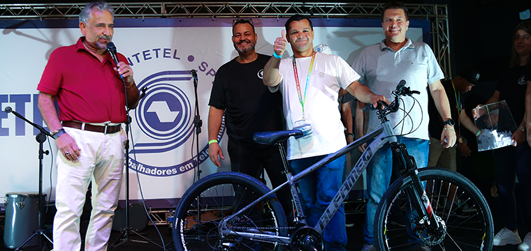 Flavio Oliveira da TEL de Ribeiro Preto ganhou uma bike