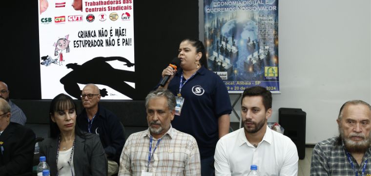 Maria Edna, secretaria da Mulher do SINTETEL