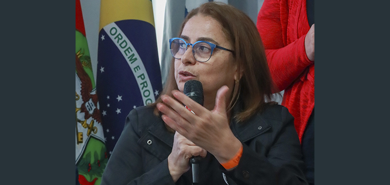 Cristiane do Nascimento, diretora Secretria do SINTETEL