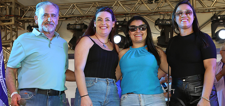 Ana Flvia da Tel Bauru ganhou um vale compra