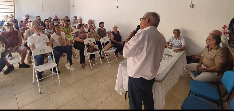 Jorge Xavier, diretor Regional de Bauru e Rio Preto d� boas vindas aos presentes