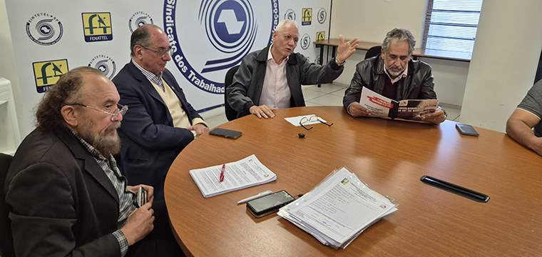 Jos� Roberto, presidente reeleito, faz o uso da palavra durante o Ato de Posse