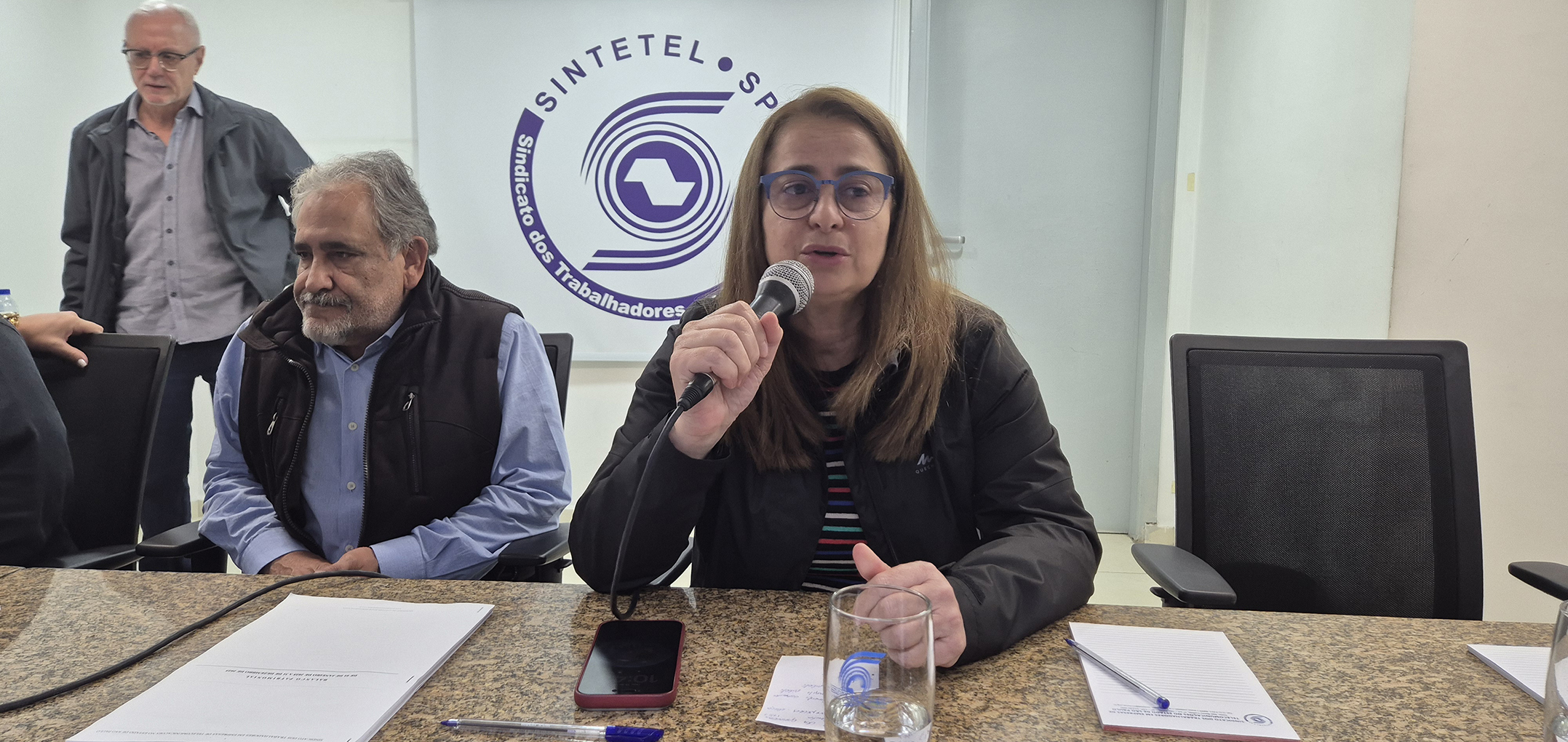 Cristiane do Nascimento, diretora Secret�ria, explicou as negocia��es com as Operadoras