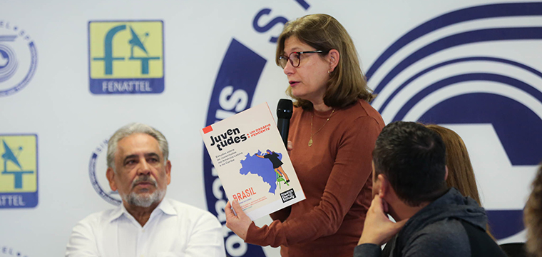 Waldeli Melleiro,  da FES, tamb�m destacou a import�ncia da presen�a dos jovens no movimento sindical